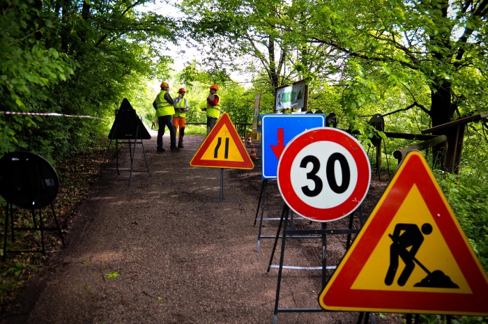 Operatori cartelli stradali - lavoratori